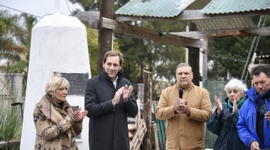 Garro encabezó el acto por el Día de la Independencia en Gorina