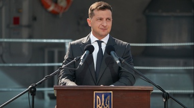 Zelenski instó a ucranianos a que den "información real" a residentes en zonas ocupadas por Rusia