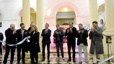Garro visitó “La Plata Construye” y remarcó: “es una industria que genera más de 150.000 puestos de trabajo”