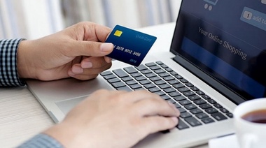 El uso de dinero electrónico alcanzó en junio a 2,5 billones de transacciones, según informe privado