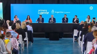 El presidente destacó el rol de los clubes de barrio en la formación del "espíritu argentino"