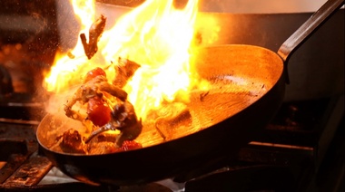 Los puestos de comida de las plazas ofrecerán menús vegetarianos y para celíacos
