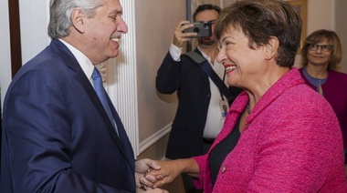 Alberto Fernández está reunido con la titular del FMI, Kristalina Georgieva, en Bali