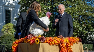 Biden comentó las elecciones en EEUU en el tradicional indulto a los pavos de Acción de Gracias