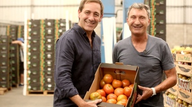 Garro visitó el cordón frutihortícola platense y resaltó: “hay una fuerza productiva gigante”