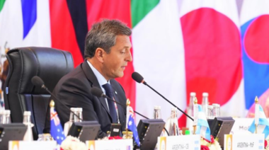 Galmarini afirmó que Massa "no puede ser candidato a Presidente mientras sea Ministro de Economía"