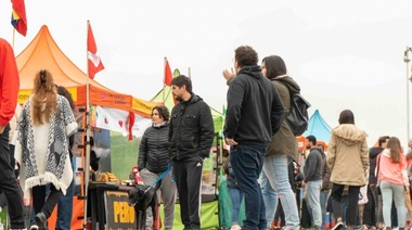 Furor mundialista: música, comidas típicas y pantalla gigante en un nuevo Fan Fest del Municipio