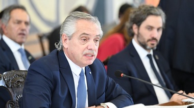 El Presidente se reúne con destinatarias del programa Acompañar en la previa al Ni Una Menos
