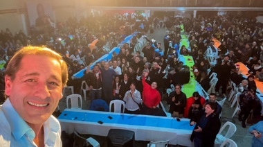 Tilos y diagonales: Garro lideró un nuevo plenario multitudinario (¿llega la V?), mientras que Tolosa Paz y Granillo Fernández presentaron obras