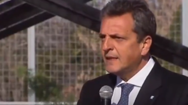 Massa: "Nunca para atrás, vamos para adelante, porque para adelante está el camino de Argentina"