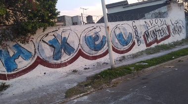 “Axel Gobernador”, las pintadas de Radicales para la Victoria en Pilar, GBA Oeste y otras zonas