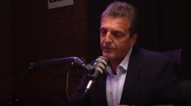 Massa: "La transparencia no se pone en los carteles de campaña, se escribe en las leyes"