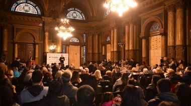 En el Día del Inmigrante, Garro reconoció a representantes de diversas colectividades