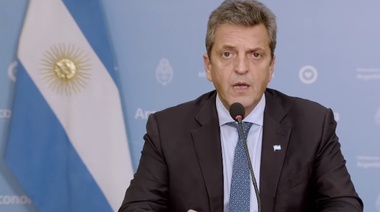 Massa: "no con recetas mágicas, sino siendo más competitivos vamos a recorrer camino de prosperidad"