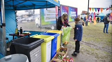 La ‘Feria de la Muni’ desembarca en Villa Elvira con servicios, Eco-Canje y espectáculos