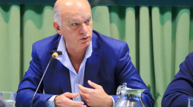 Grindetti volvió a apuntar contra Kicillof por el escándalo de Insaurralde