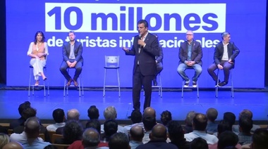 Massa alertó sobre riesgos para el turismo si hay un Gobierno que niegue la agenda ambiental