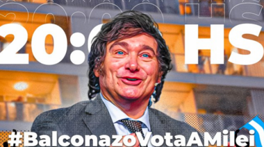 A las 20 "balconazo" de Milei con su "hit": "Todos a bailar", dijo Píparo