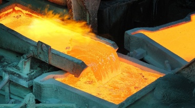 La actividad industrial bajó 1,8% el año pasado y la construcción el 3%, informó el Indec