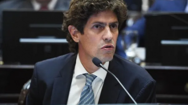 La Juventud Radical se diferenció de los gobernadores y respaldó el rechazo de Martín Lousteau al DNU