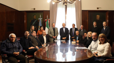 Unánime apoyo de entidades italianas a la reconstrucción de Plaza Italia