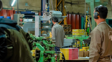 Cuando la economía está en recesión,  ¿el empleo cae en la misma magnitud?