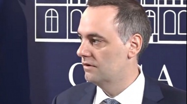 Manuel Adorni: "No vamos a devaluar, no nos vamos a mover de lo que anunció Caputo"