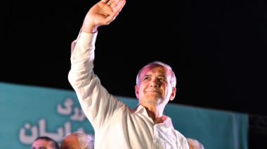 Exministro de Sanidad Masoud Pezeshkian gana elecciones presidenciales de Irán