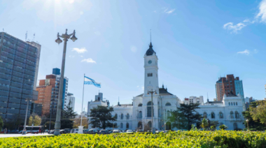Por el feriado del martes, no habrá recolección de residuos y solicitan no sacar la basura
