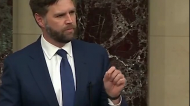 Trump elige a senador por Ohio JD Vance como compañero de fórmula
