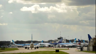 Paro en Ezeiza y Aeroparque: comenzó la huelga de pilotos que afectará a más de 15.000 pasajeros