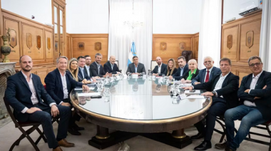 Gobierno recibió a diputados en Casa Rosada y busca eliminar las jubilaciones de privilegio mediante un proyecto del MID