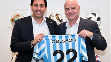 Diego Milito se reunió con Gianni Infantino en medio de su campaña en Racing