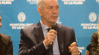 A diferencia de la fuerte reducción del Estado nacional, Alak gobernará La Plata con 23 secretarías el año próximo