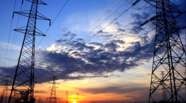 Crisis energética: más de 3 millones de hogares podrían verse afectados este verano