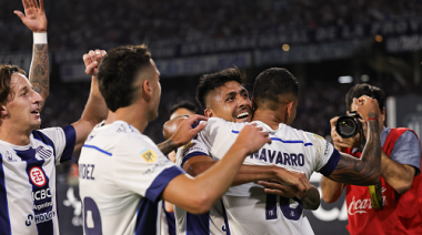Talleres lo bajó a Huracán y va por Vélez
