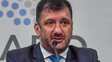 Detuvieron al senador peronista Edgardo Kueider por llevar más de 200 mil dólares en efectivo sin declarar