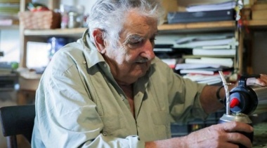 Gustavo Sylvestre presenta su libro sobre Pepe Mujica en La Plata
