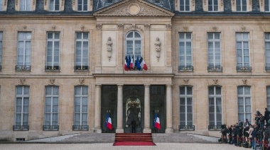 Macron nomina a Francois Bayrou como nuevo primer ministro francés