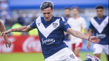Vélez se consagró campeón de la Liga Profesional tras vencer con autoridad a Huracán