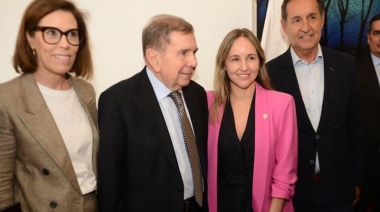 La ciudad de Buenos Aires declaró visitante ilustre al presidente electo venezolano, Edmundo González Urrutia