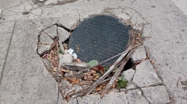 El Parque Saavedra en abandono absoluto y riesgos de accidentes