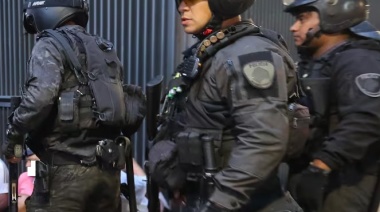 Hay más de 150 detenidos tras los enfrentamientos entre los barrabravas y la gendarmería en la marcha