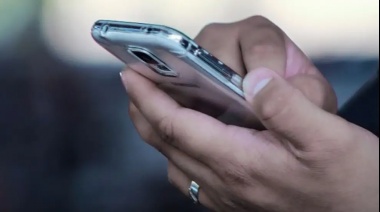 EEUU exime a teléfonos inteligentes y computadoras de "aranceles recíprocos"