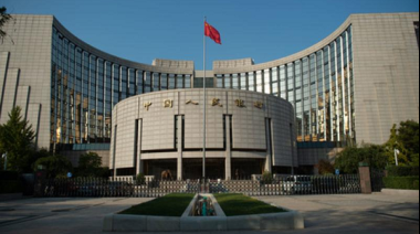 Banco central de China promete más apoyo financiero para sectores específicos a través de représtamos