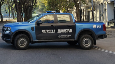 Caos de tránsito en La Plata por arreglos en dos plazas céntricas: la oposición cruzó al gobierno de Alak