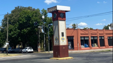Vecinos de Los Hornos alertan sobre el futuro del reloj de 137 y 60 ante el avance de las obras