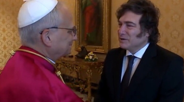 Milei fue recibido por el papa León XIV: visitará Argentina