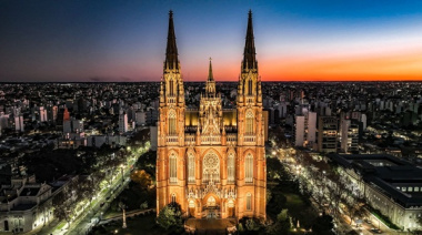 La Catedral, protagonista de las vacaciones con el mural del Papa y un circuito en las alturas