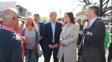 Alak y los candidatos de Fuerza Patria recorren todos los barrios en el último día de campaña